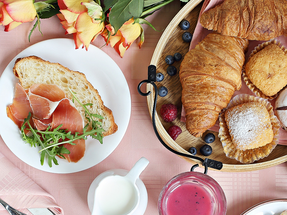 Seafood, Meat and Specialty supplied by Catanese Classics 